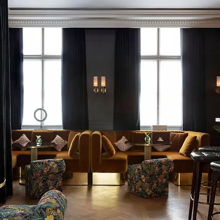 Les Jardins Du Faubourg & By Shiseido Parigi