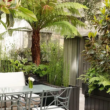 Les Jardins Du Faubourg & By Shiseido Hotel