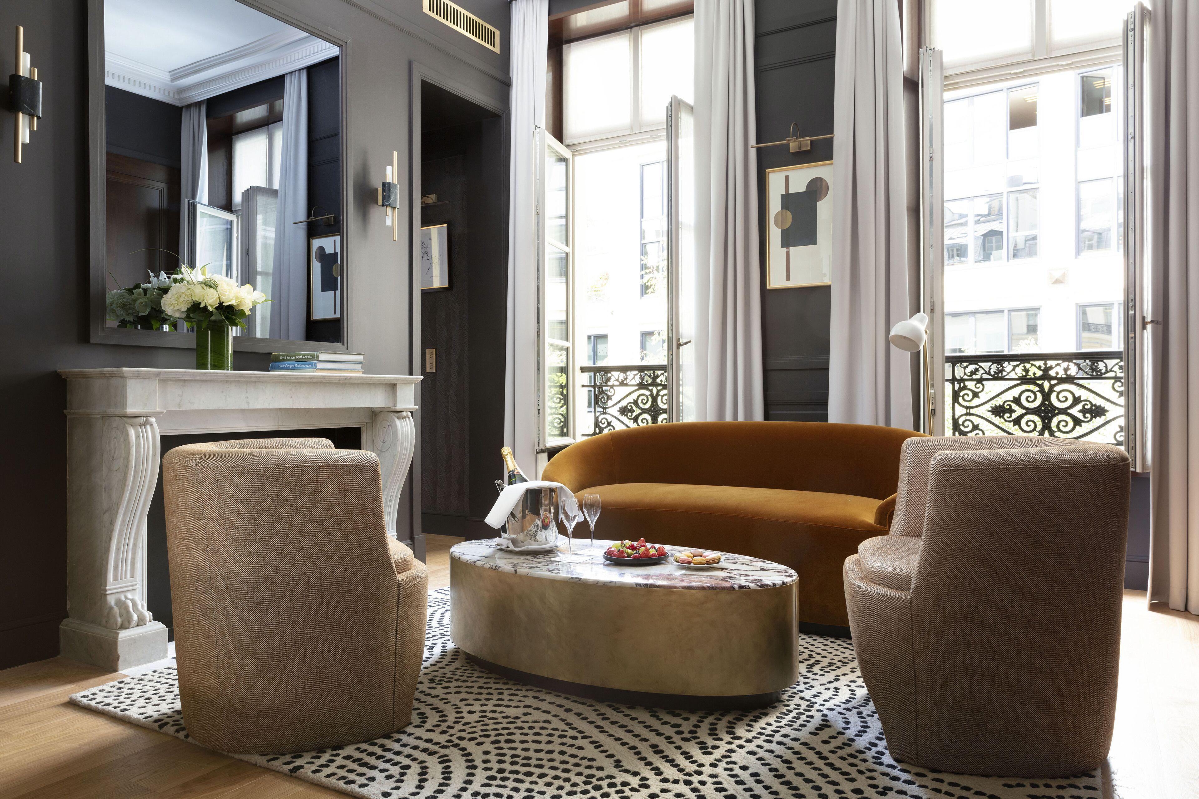 Les Jardins Du Faubourg & By Shiseido 5*