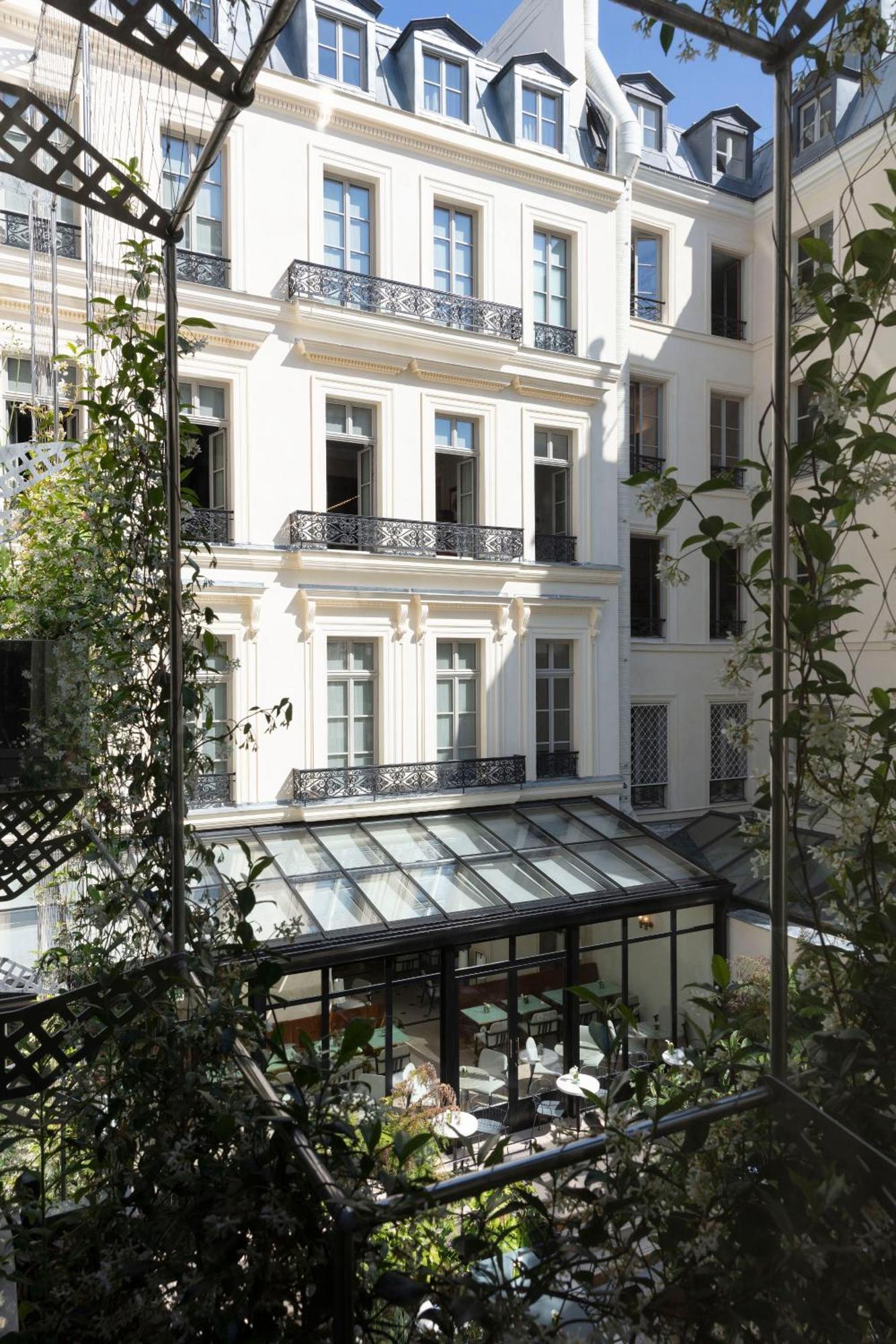 Les Jardins Du Faubourg & By Shiseido 5*