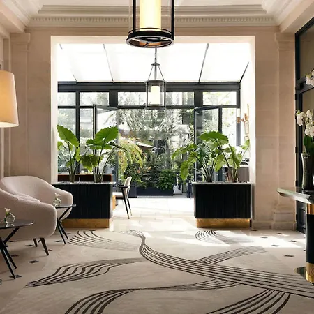 Les Jardins Du Faubourg & By Shiseido Hotel