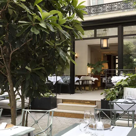 Les Jardins Du Faubourg & By Shiseido